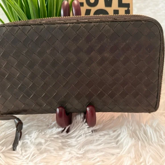 Authentic Bottega Veneta Brown Intrecciato Long Zippy Wallet - Picture 5 of 14